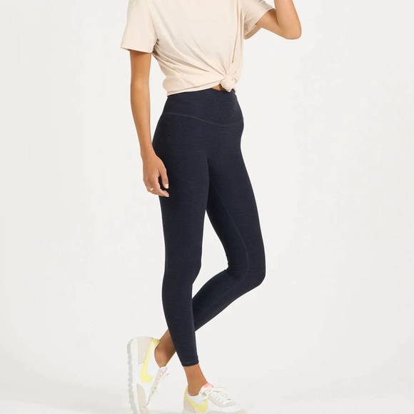 Vuori Clean Elevation Legging - Picture 2 of 3